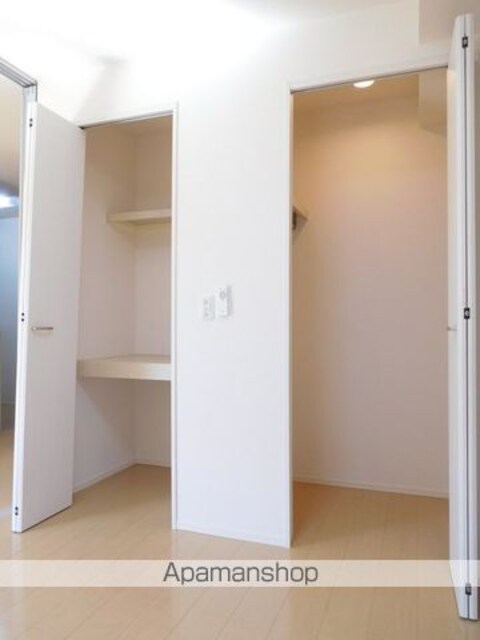 リバーサイドガーデン　Ｂ[2LDK/50.38m2]の収納