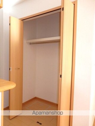 ベル　フィオーレ　Ⅱ[1R/32.9m2]の玄関