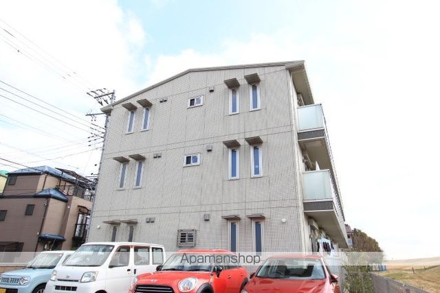 総武・中央緩行線 市川駅 徒歩12分 3階建 築11年の外観写真