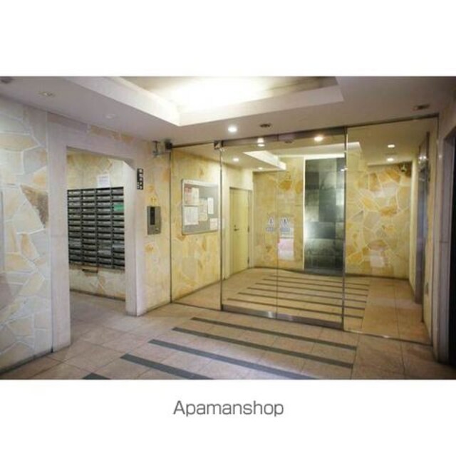 グランカーサ新宿御苑[1R/27.87m2]のセキュリティ