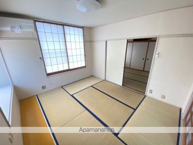ロイヤルタウン紫竹Vの内装写真