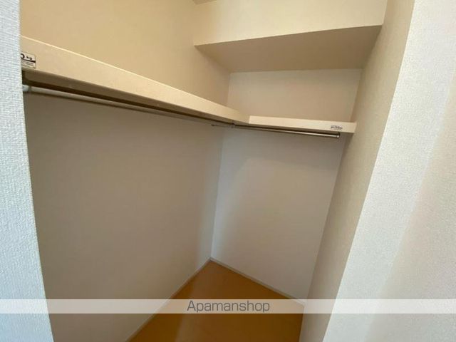 グローヴ・ガーデンⅤ[1LDK/46.06m2]の収納