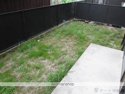 フォブール三好Ｃ棟[2LDK/52.99m2]の庭