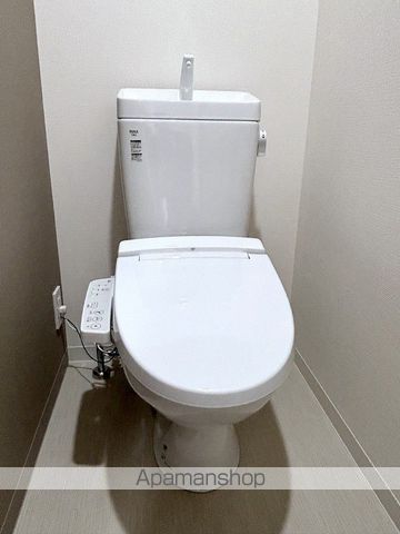 アリヴィスドーム前の内装写真