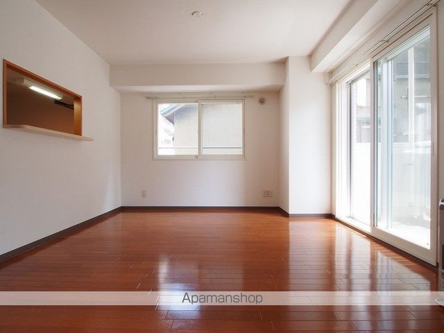 アーバンフラッツ豊平4条の内装写真