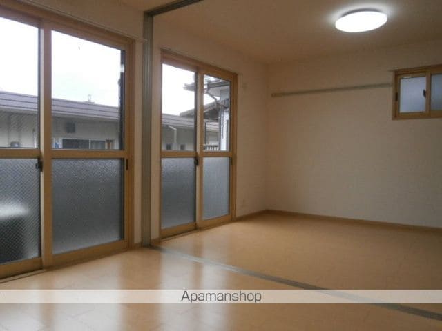 リポーズ アルファの内装写真