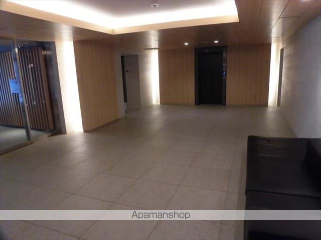 パークハビオ門前仲町の玄関写真