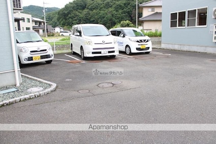 サニーハウスＢ[2DK/44.61m2]の駐車場