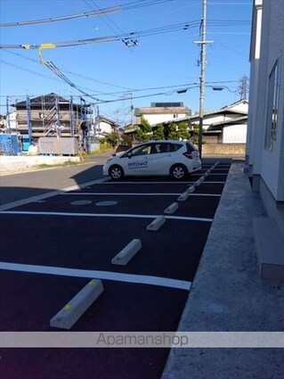 和歌山県和歌山市加納[3LDK/97.7m2]の駐車場2