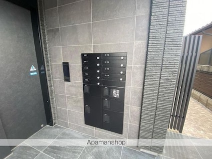 クインテット[3LDK/73.29m2]の共用部1