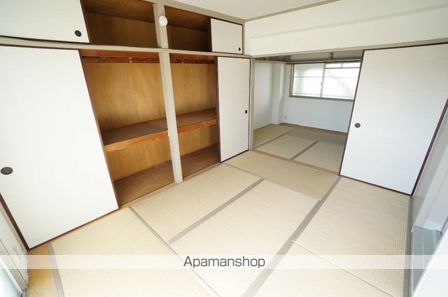 ビレッジハウス茨木1号棟の内装写真