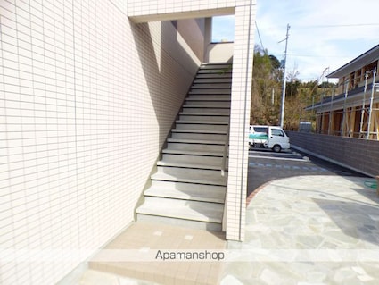 サンコート阿方[1K/30.87m2]のエントランス