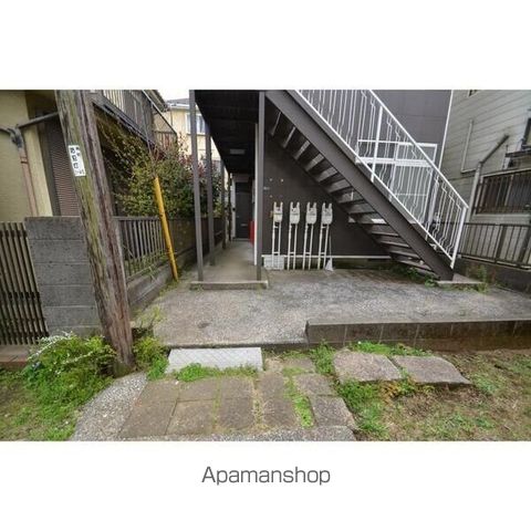 メゾン白楽の玄関写真