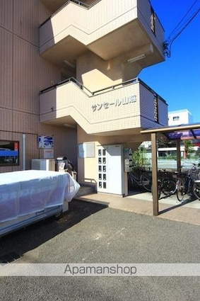 サンセール山越[3LDK/71.28m2]のエントランス