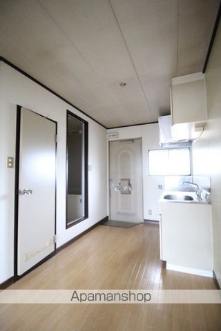 KIWIの内装写真