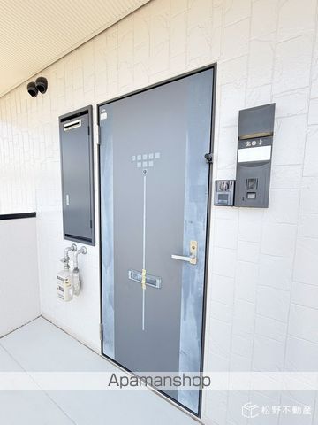 サンライズミレニアムの玄関写真