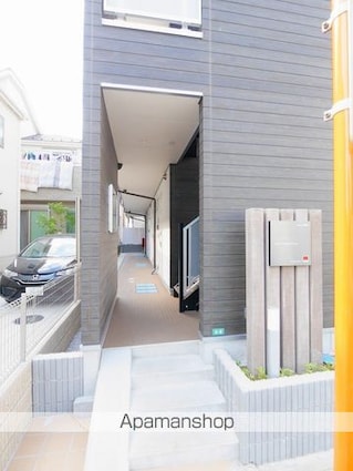 リブリ・ラヴィ・ルミエール[1K/22.35m2]のエントランス