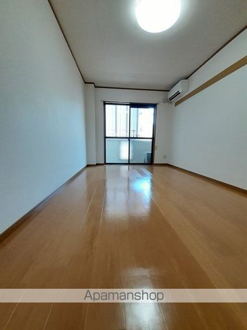 ローレル本町の内装写真
