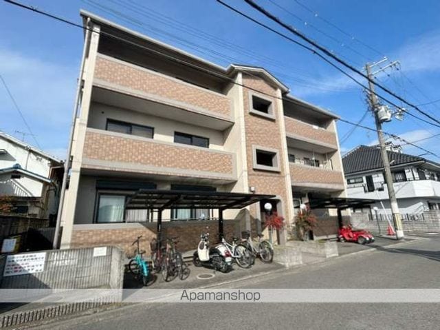 ヴィクトリアコート忠岡の外観写真