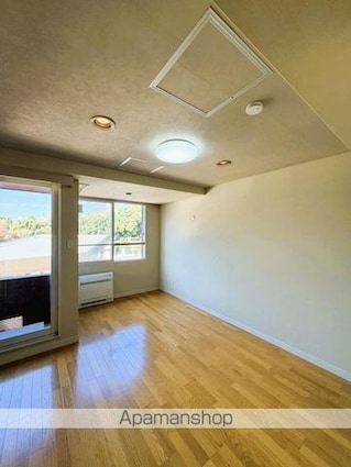 ロジマン西麻布[1R/19.31m2]の眺望