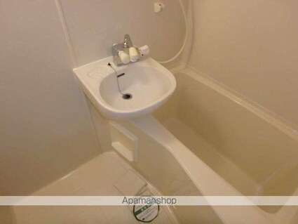 東京都港区三田５丁目[1K/20.35m2]のバス