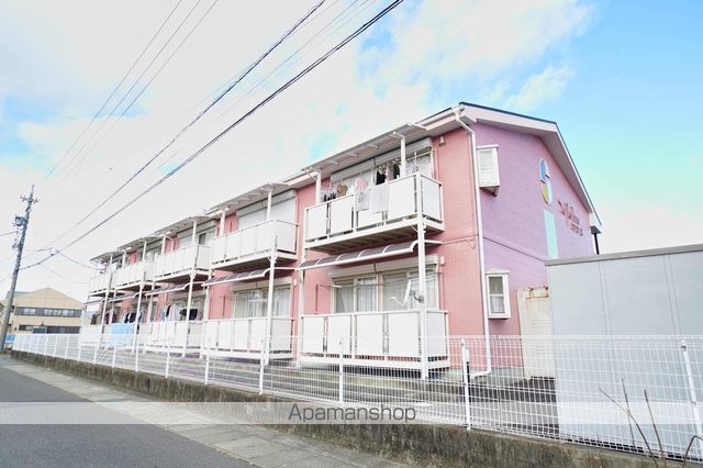 Surplus Three わかばの外観写真