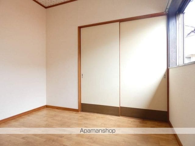 浜松市中央区 2階建 築39年の内装写真