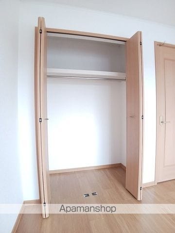 ジェネシス IIの内装写真