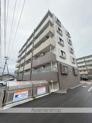ヒカオオリエントマンション南館の外観写真