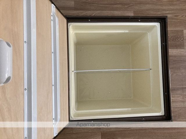 新潟市東区 2階建 築39年の内装写真