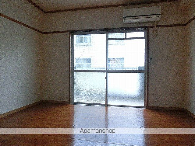 第3年見マンションの内装写真