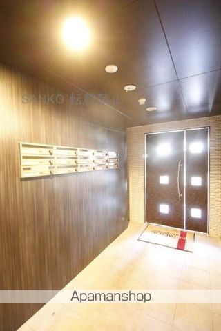 NーMODE元町の玄関写真