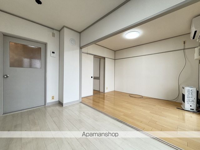 フローラ弐番館の内装写真
