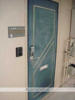 フォーダイヤモンズタウン　Ｅ[1K/26.71m2]の玄関