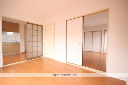 サンパレス（岸町）[2K/40.1m2]の内装7