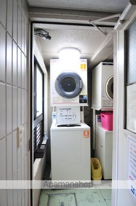 レジダンス・イン・三軒茶屋[1R/16.4m2]の共用部2