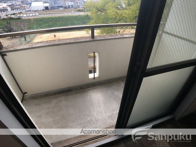 キャッスル石手の内装写真