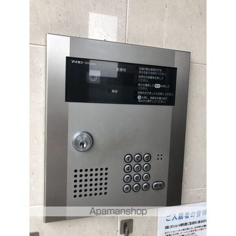 アーバンリミックスの玄関写真