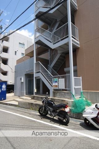 セレーネ蛍池の外観写真
