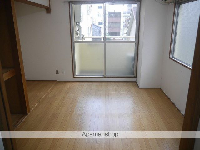 メゾン富士岡山の内装写真