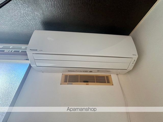 ハイツリバーサイドIの内装写真