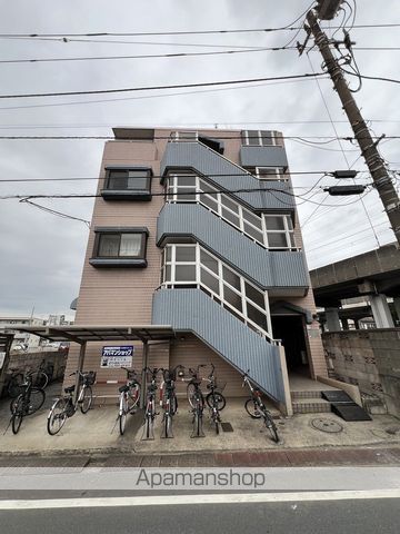 ラ・ペールの外観写真