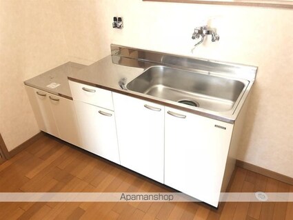 ゼフィールⅡ[2K/36.4m2]のキッチン