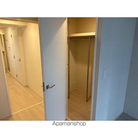 コンフォリア北堀江一丁目の内装写真