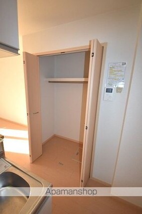 フォルトグランデ　Ⅰ[1R/32.9m2]の収納