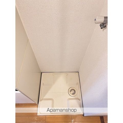トウセン南大塚の内装写真