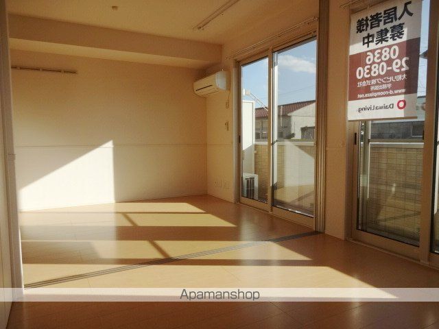 ドゥ ルミエールの内装写真