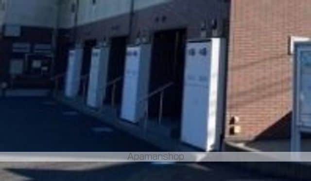 レオネクストメゾン グリシーヌの玄関写真