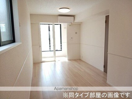 メゾン　マルベリィ[1LDK/50.01m2]のリビング・居間