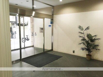 フレンシア麻布十番ノース[1R/30.28m2]のエントランス1